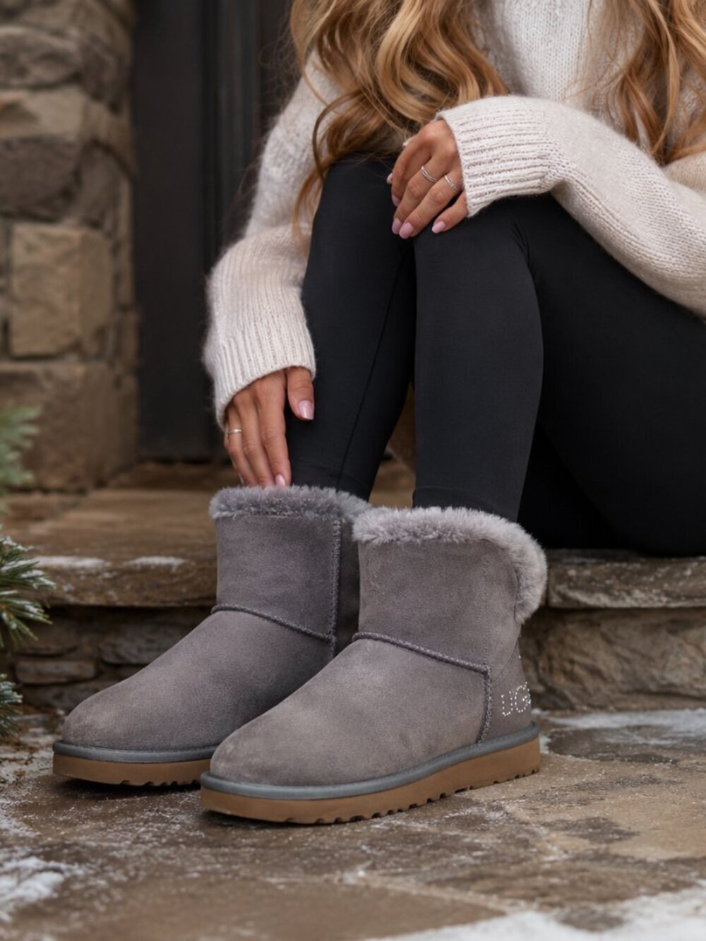 UGG Classic Bling Mini Boots Women’s Size 7 Gray Suede Swarovski  Shearliling